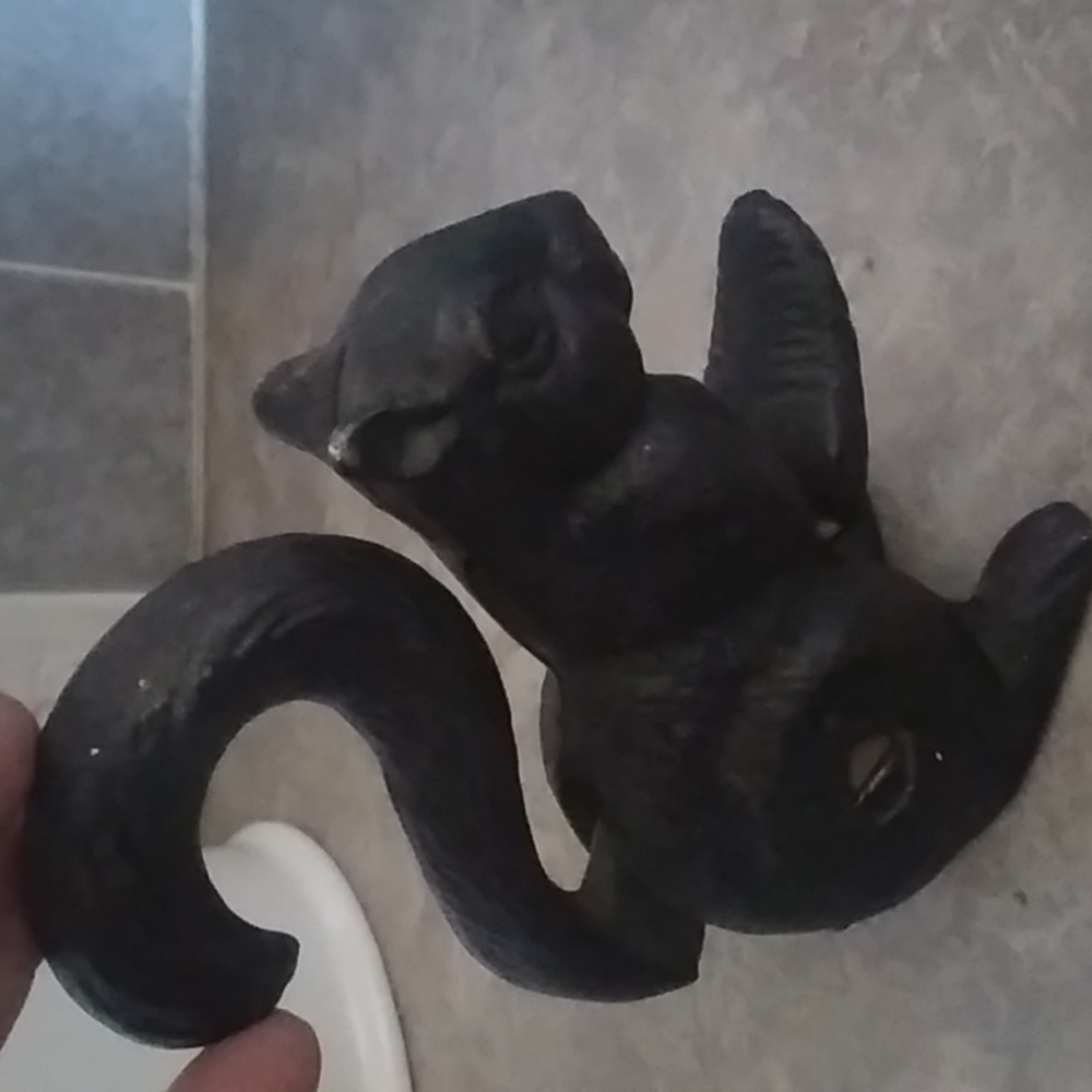 Squirrel nut cracker - Picture 3 of 3